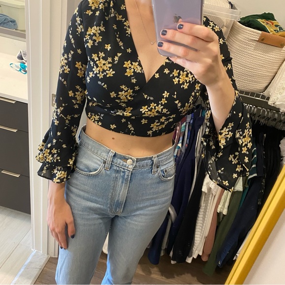 Black Floral Crop Top - Small - Picture 9 of 12